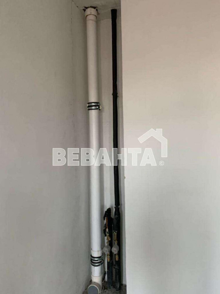 2-комн квартира Севастопольская,
          14
