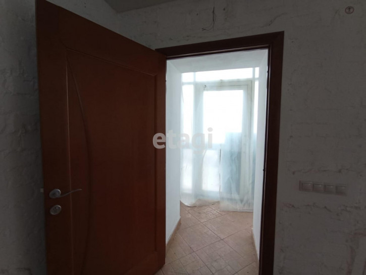 4-комн квартира Рабочий пр-т, 4
