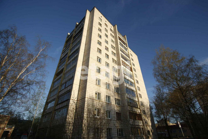 4-комн квартира Рабочий пр-т, 4