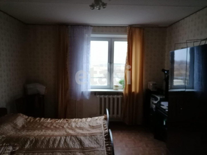 3-комн квартира Октябрьская, 6
