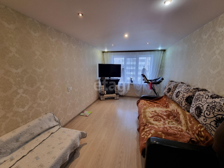 3-комн квартира Студенческий пр., 31