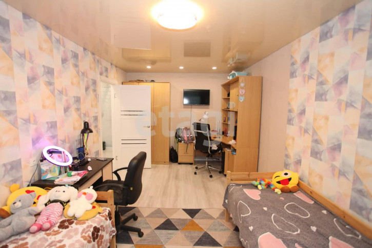 3-комн квартира Радиозаводская, 20