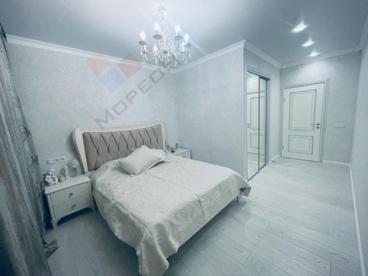 2-комн квартира Автолюбителей ул, 52/5
