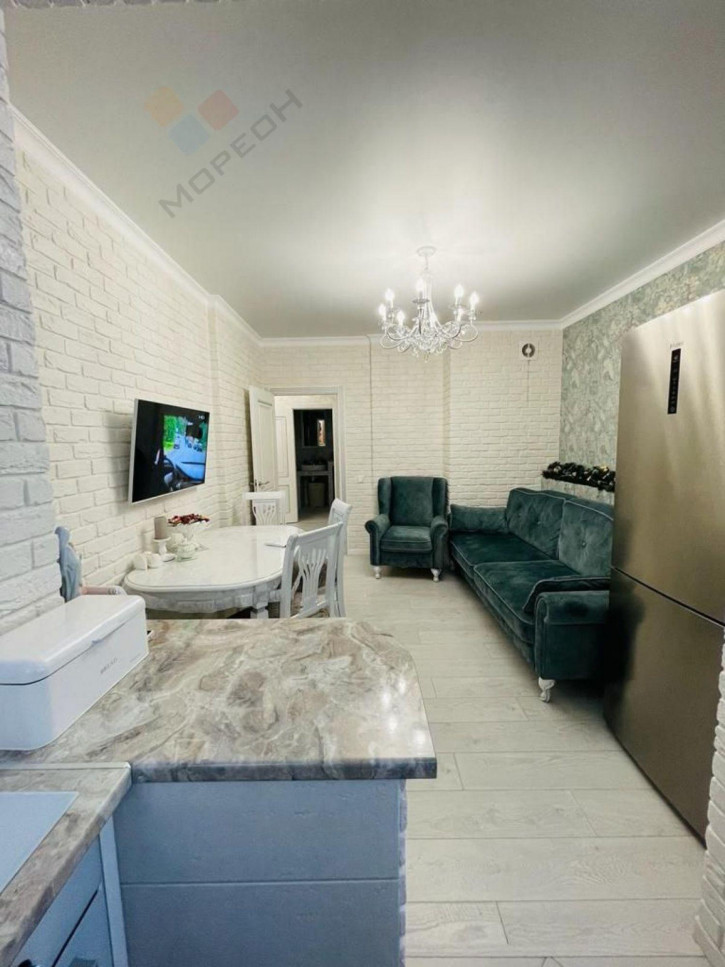 2-комн квартира Автолюбителей ул, 52/5