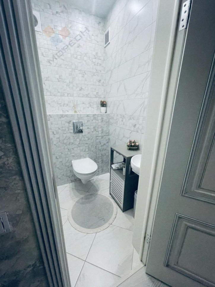 2-комн квартира Автолюбителей ул, 52/5