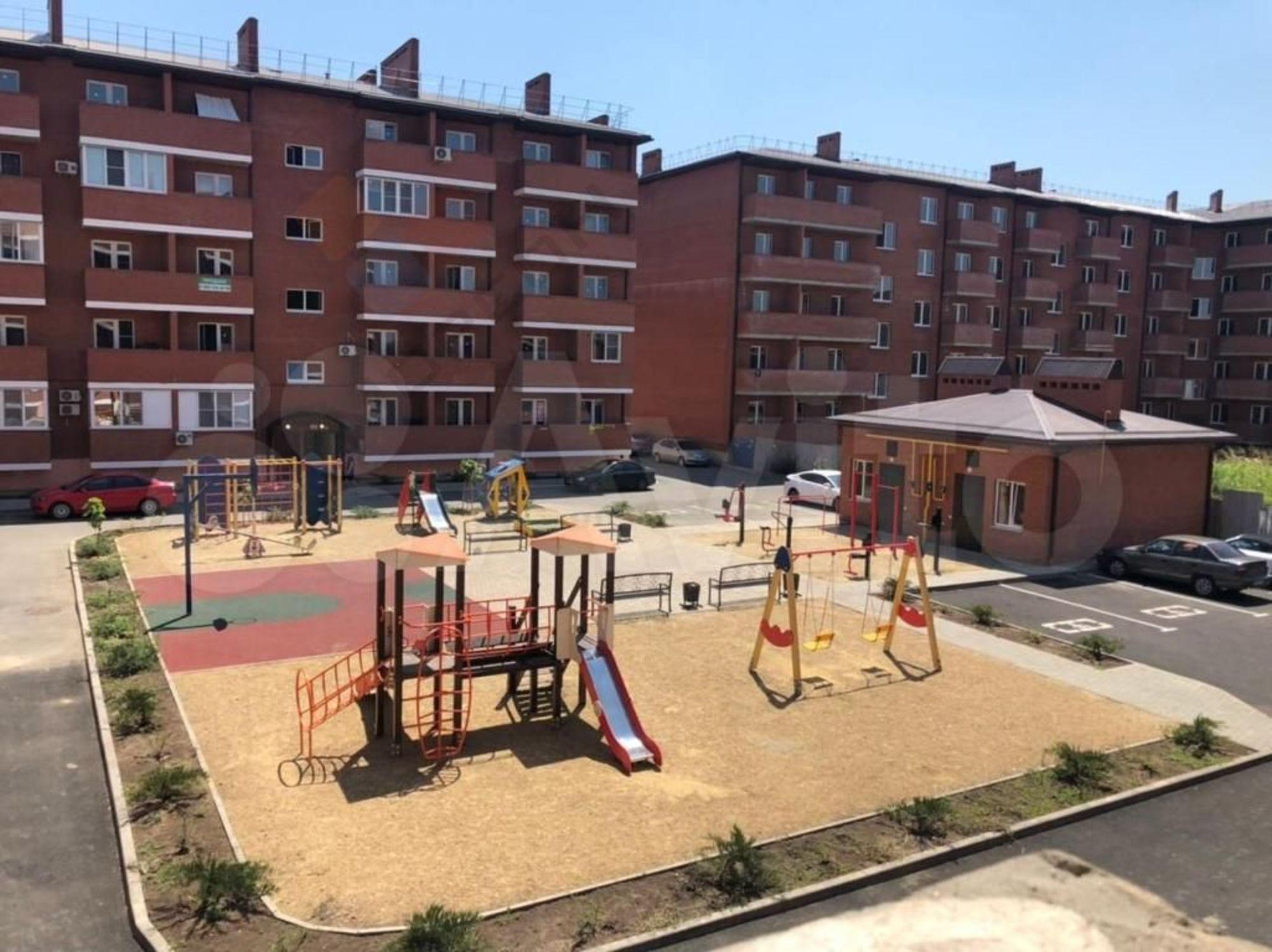 Купить квартиру за 3 300 000 рублей на Бжегокайская ул, 31/7А