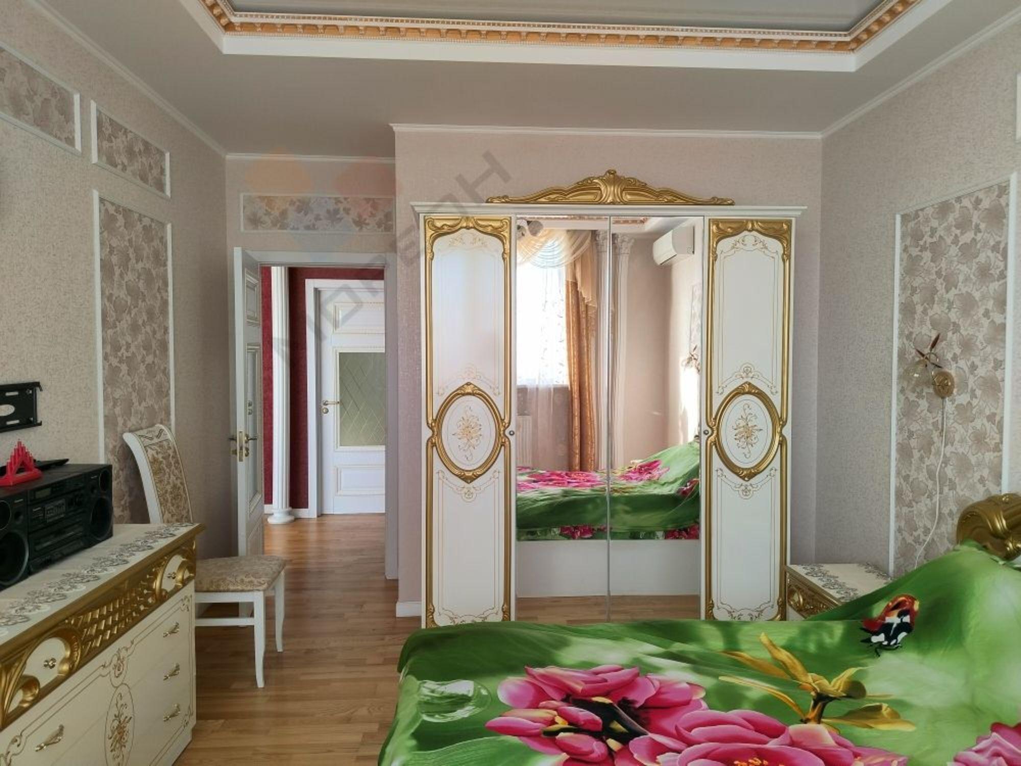 Купить квартиру за 17 600 000 рублей на Рождественская набережная, 4