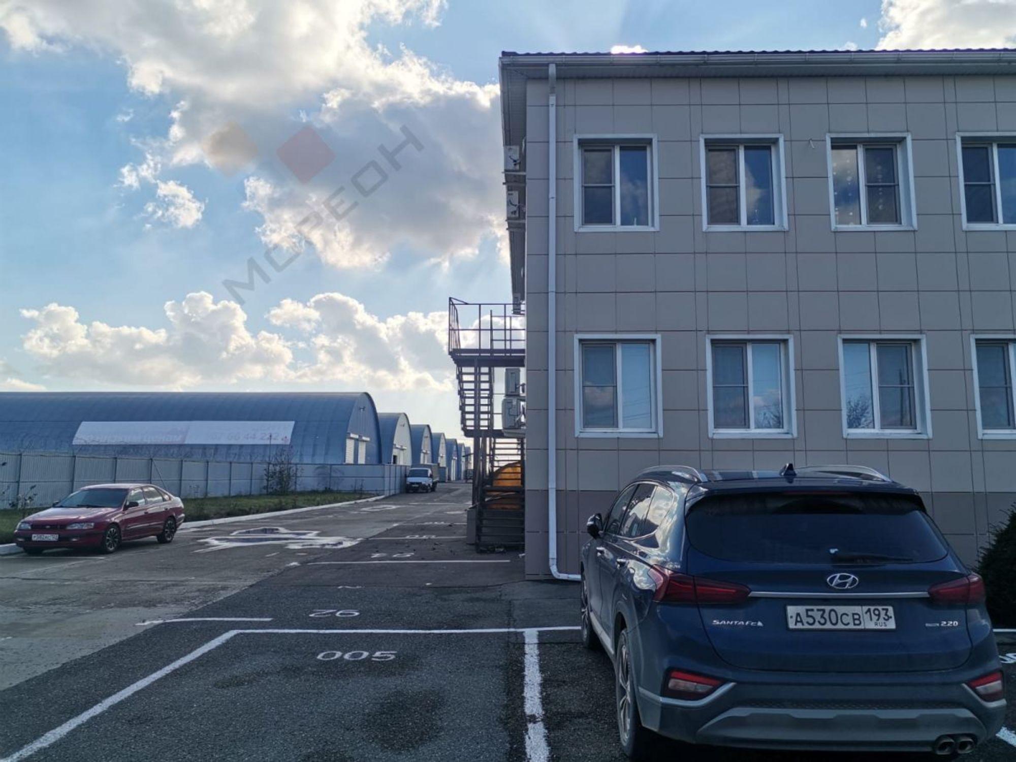 Сдать складское помещение за 225 000 рублей на Гаражная ул, 1/3