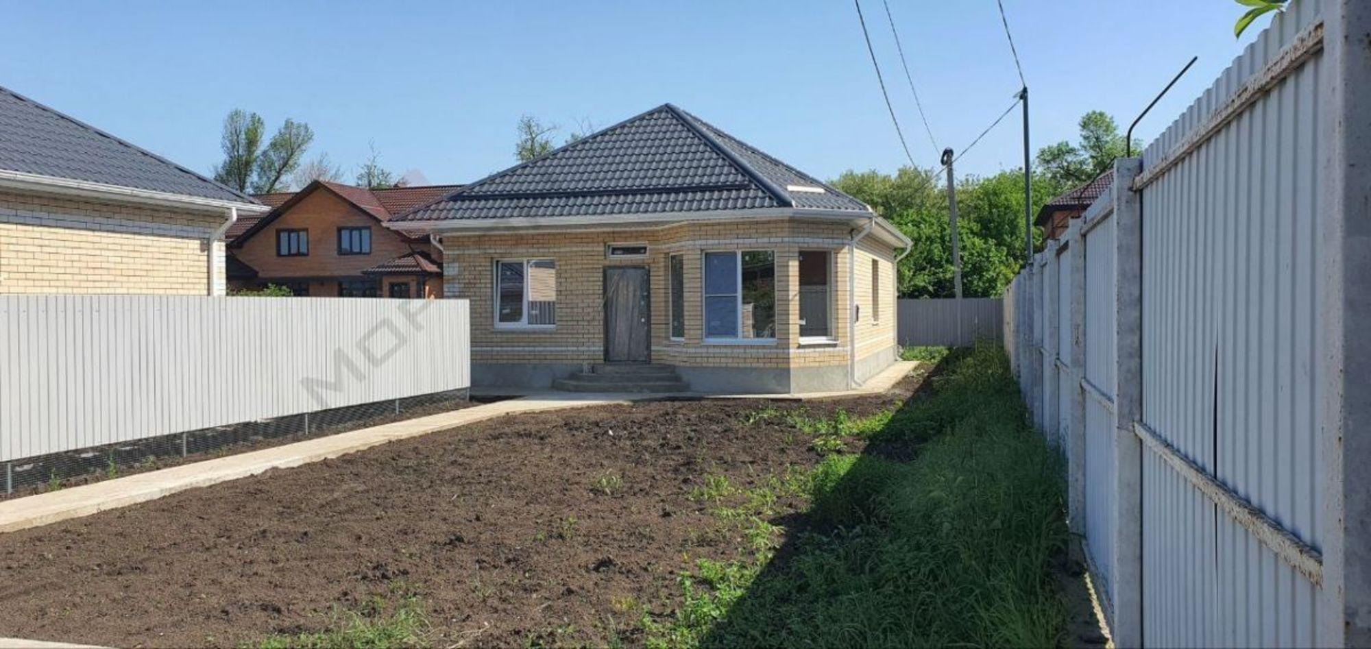Купить дачу, дом, коттедж за 8 300 000 рублей на Южная ул, 3