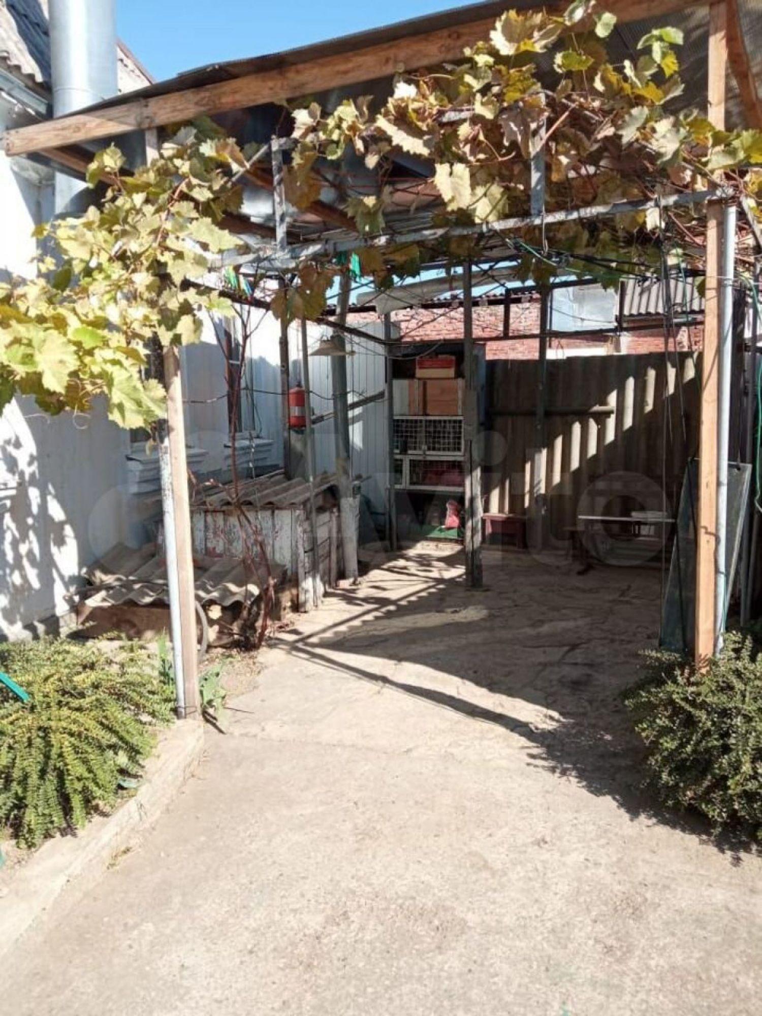 Купить дачу, дом, коттедж за 6 500 000 рублей на Ковтюха ул, 55