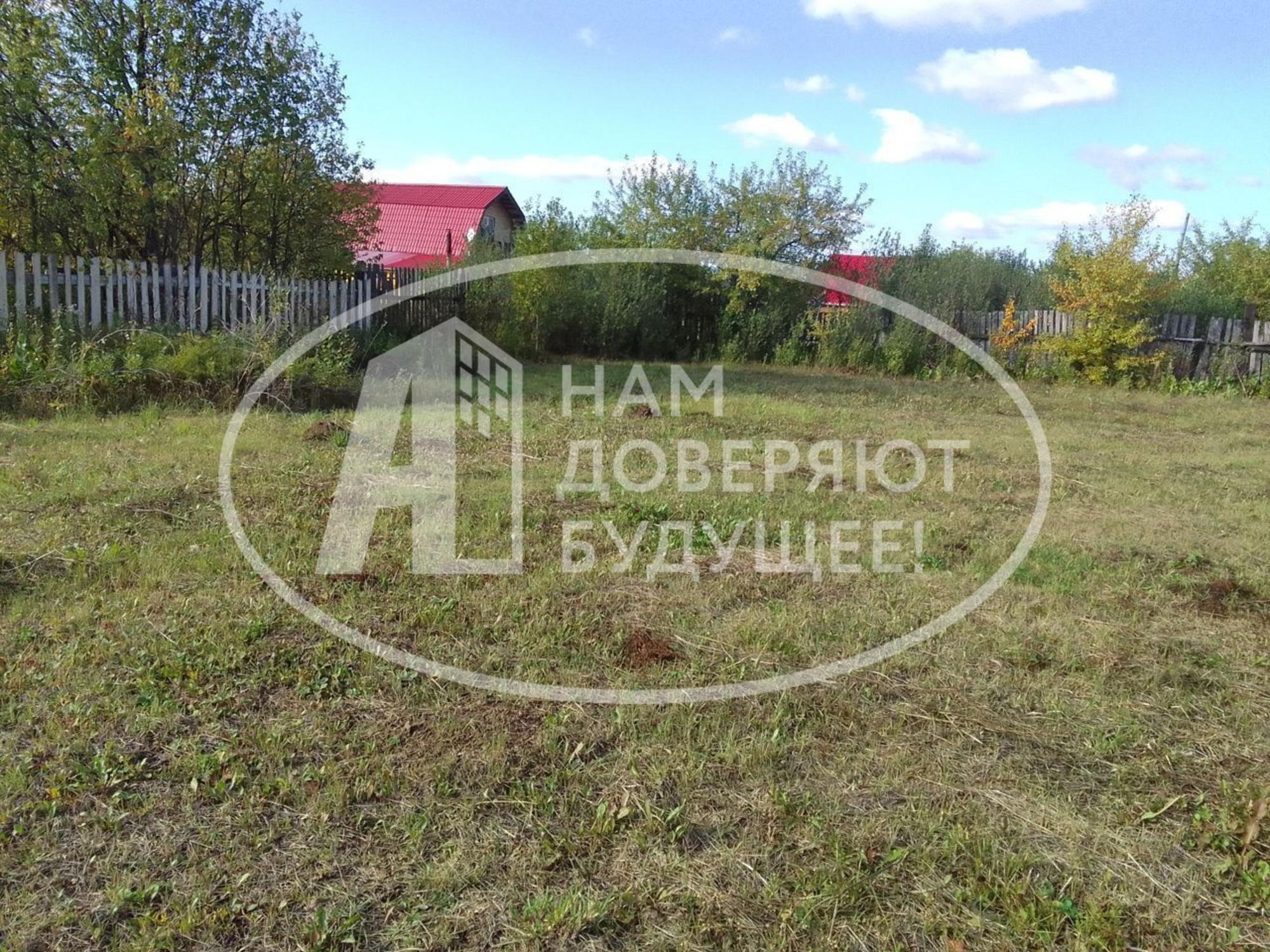 Купить землю, земельный участок за 450 000 рублей на Кленовая улица