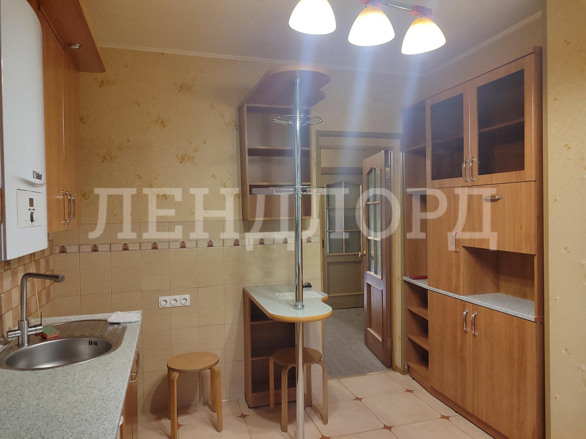 Купить квартиру за 8 000 000 рублей на улица Думенко, 6