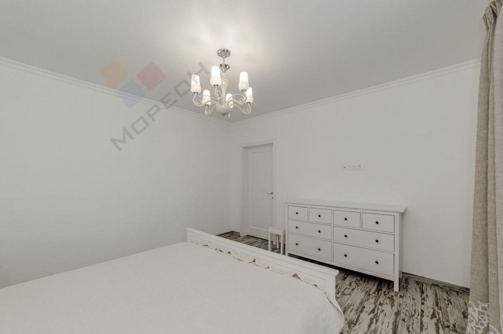 2-комн квартира Коммунаров ул, 270