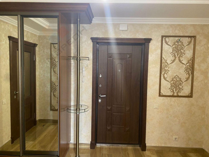 2-комн квартира Гидростроителей ул, 59