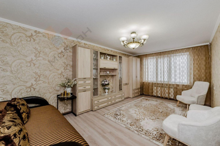 2-комн квартира 9-я Тихая ул, 19