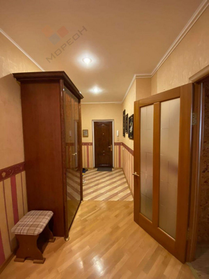 2-комн квартира Тургенева ул, 138/3