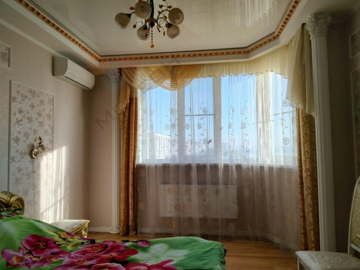 2-комн квартира Рождественская набережная, 4