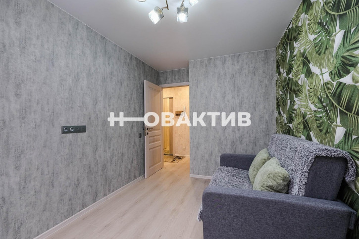 2-комн квартира Римского-Корсакова, 11