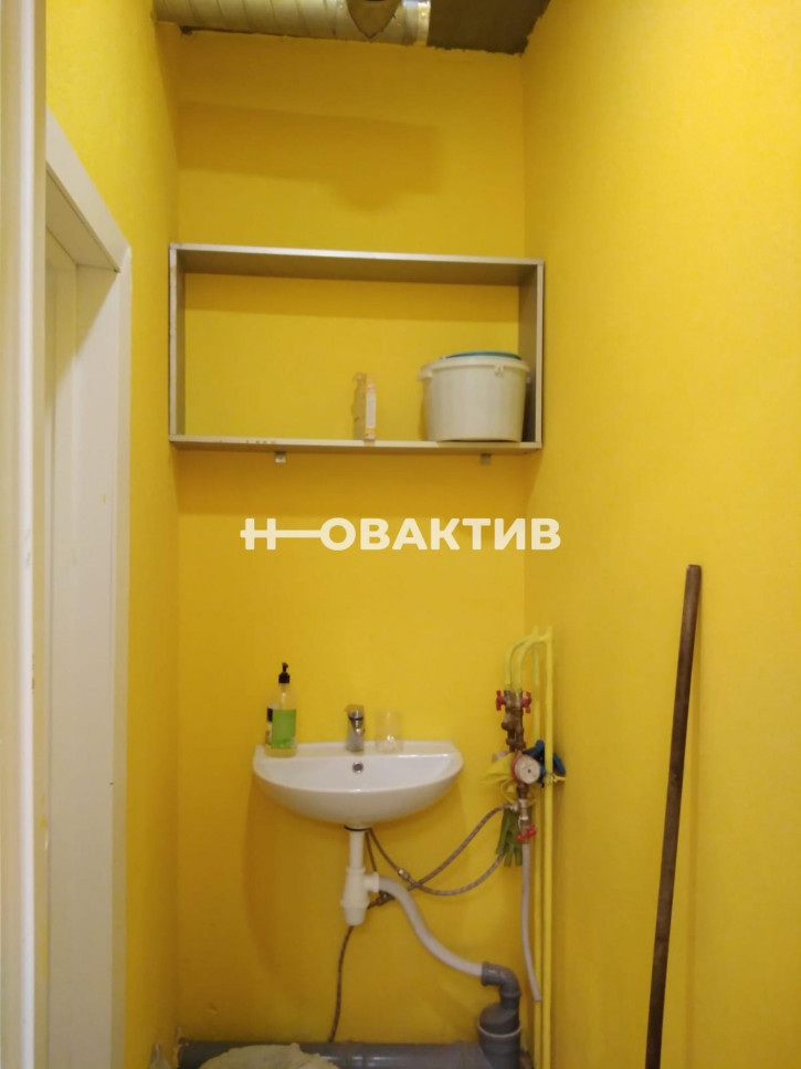 Торговое помещение Кирова, 236