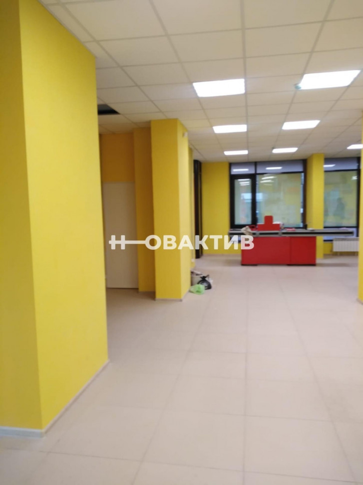 Торговое помещение Кирова, 236