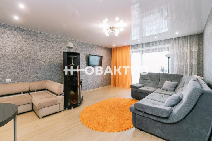 Студия Виктора Шевелёва, 28