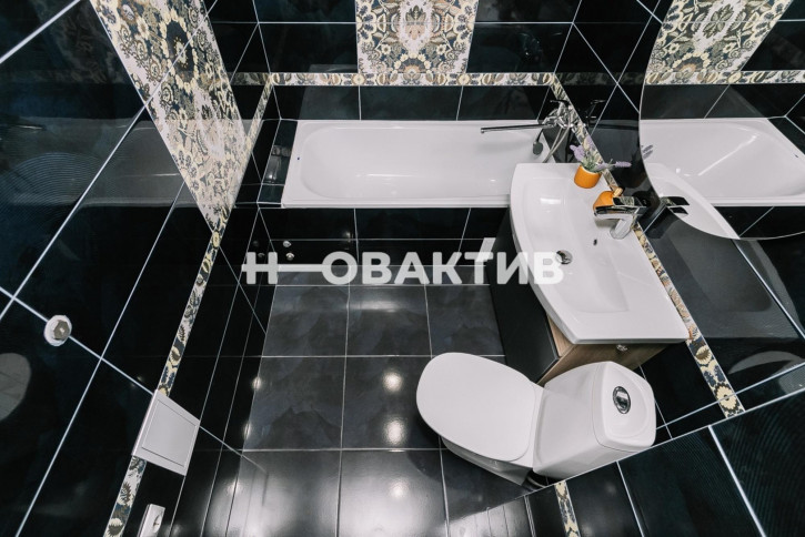 Студия Виктора Шевелёва, 28