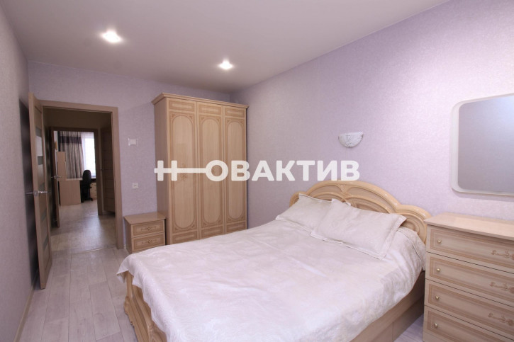 3-комн квартира Ельцовская, 37