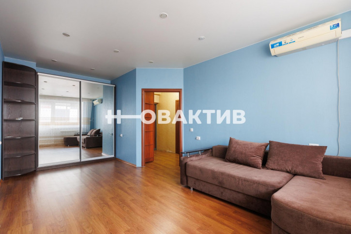 1-комн квартира Михаила Немыткина, 10