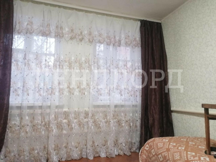 3-комн квартира улица Гусева, 20