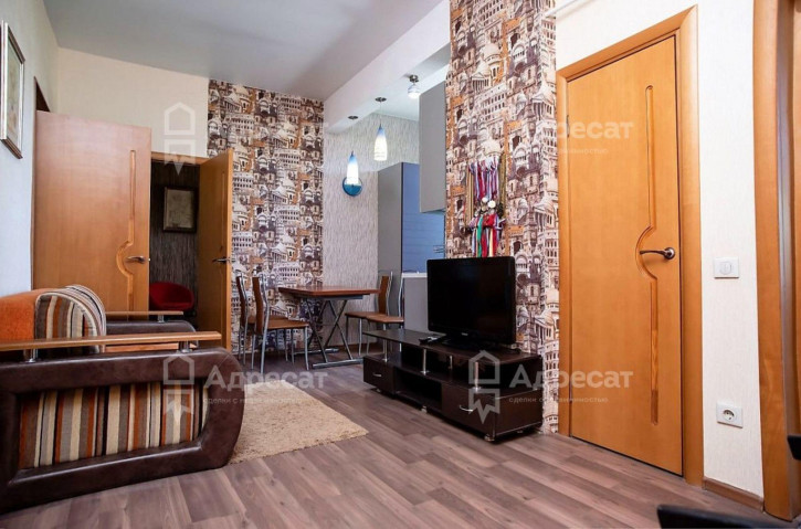3-комн квартира ул. Петропавловская,  д.87