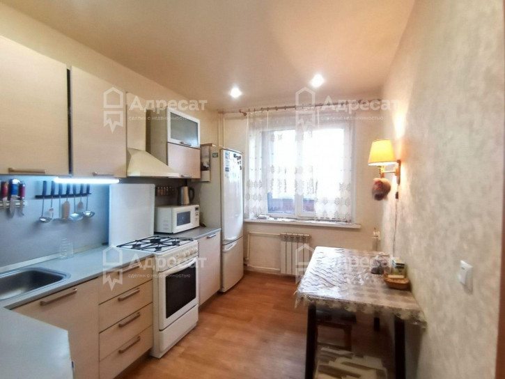 3-комн квартира ул. Шекснинская,  д.26