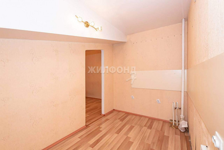 4-комн квартира Троллейная улица, д.9