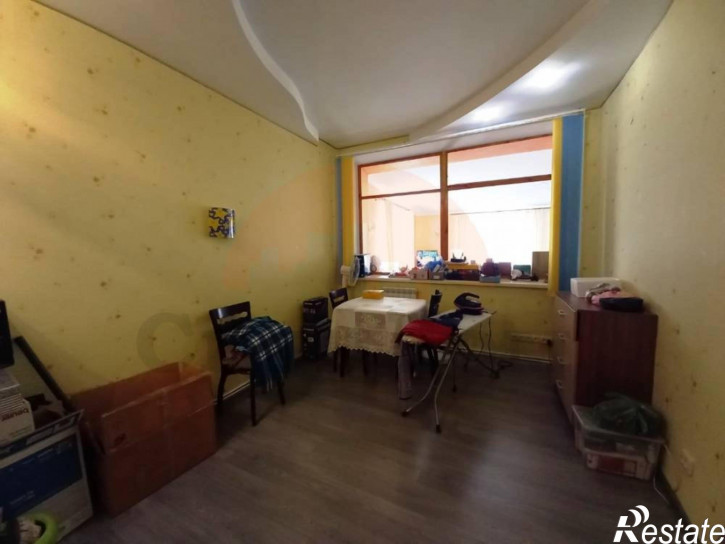 4-комн квартира Спортивная ул., 5