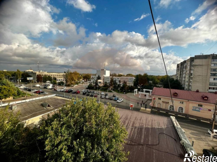 4-комн квартира Симферопольская ул., 25
