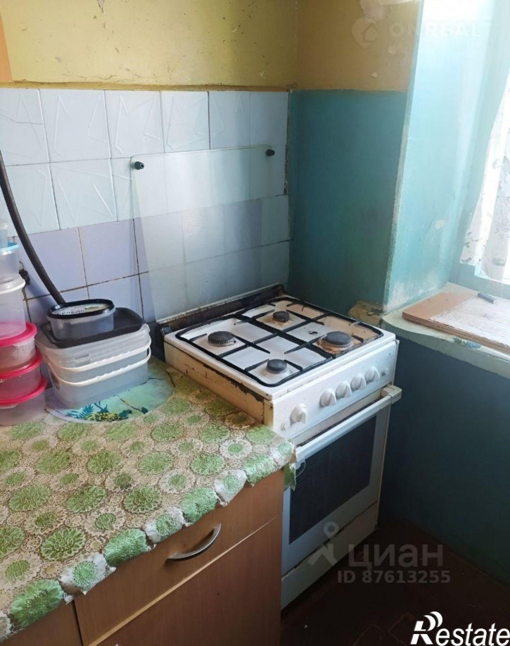 Комната Машиностроительная улица, 12,  д. 12