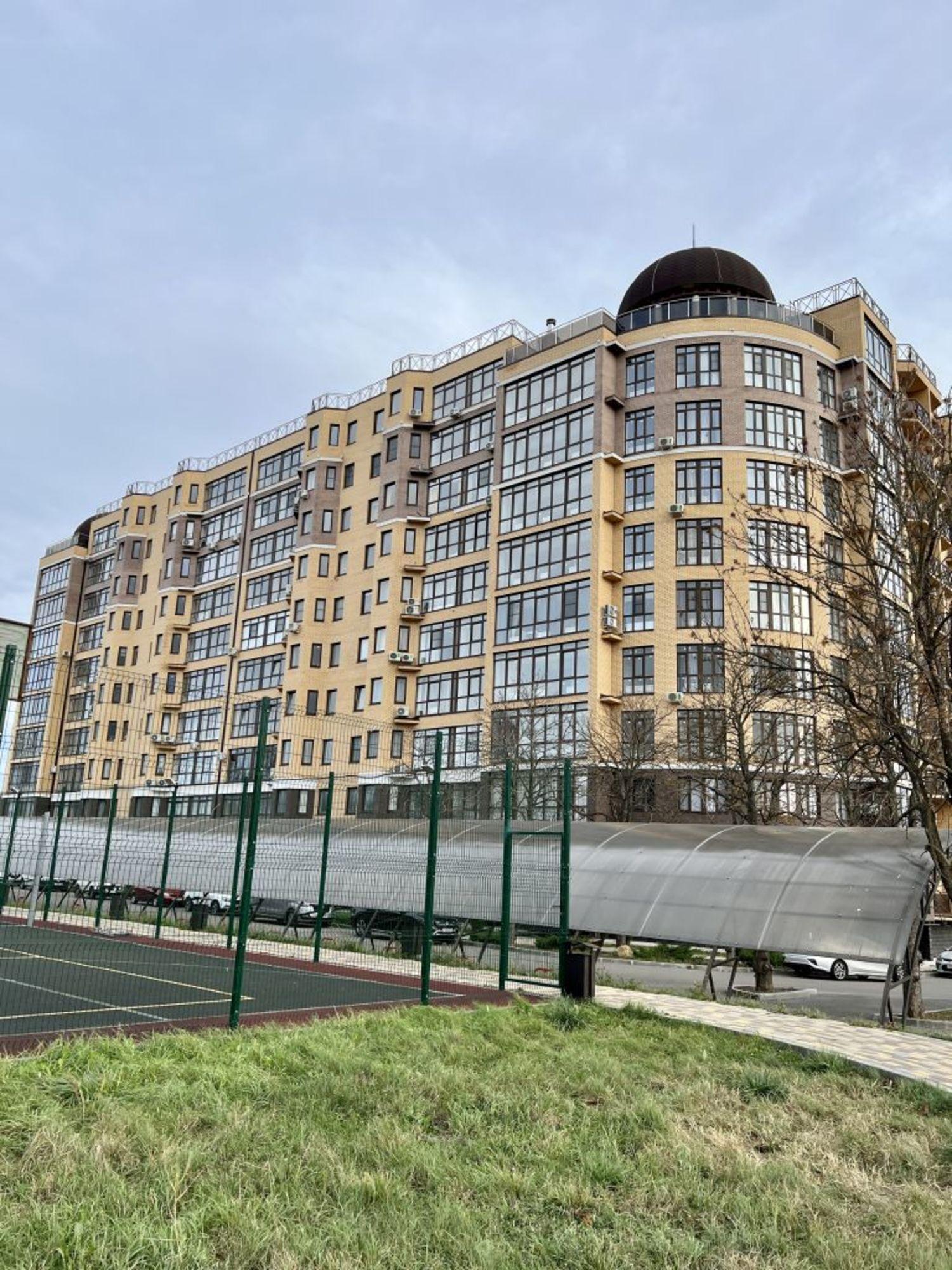 Купить квартиру за 9 200 000 рублей на Адмиральского ул, 1А