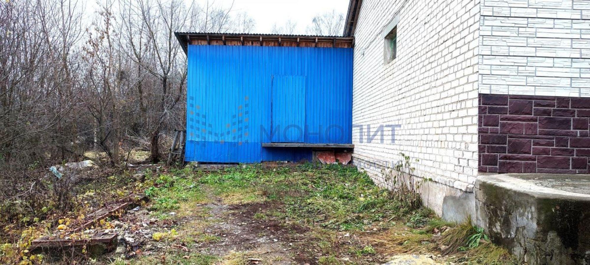 Купить торговое помещение за 5 900 000 рублей на Коммунальная ул, 11а