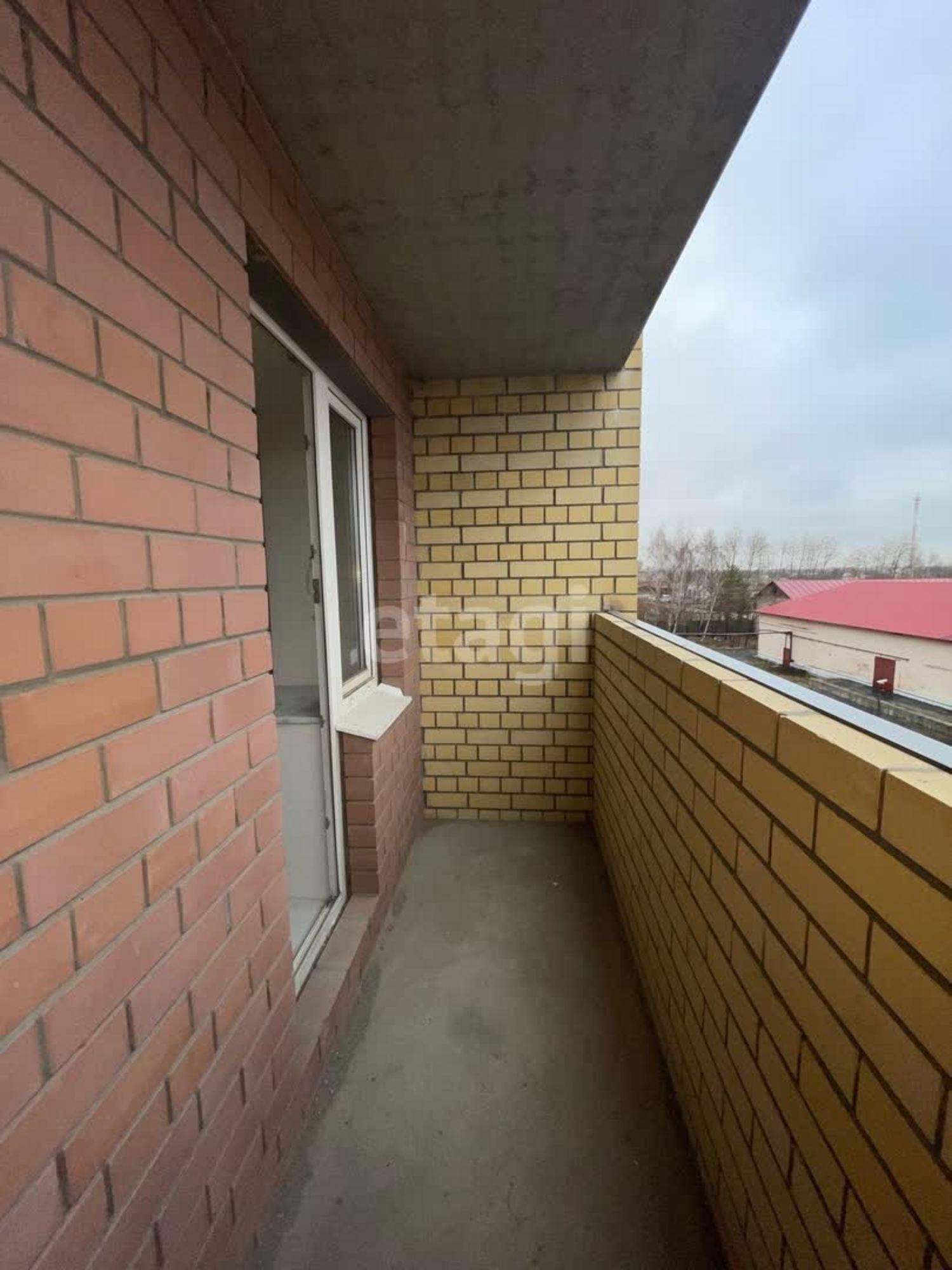 Купить квартиру за 5 000 000 рублей на Голышева, 2