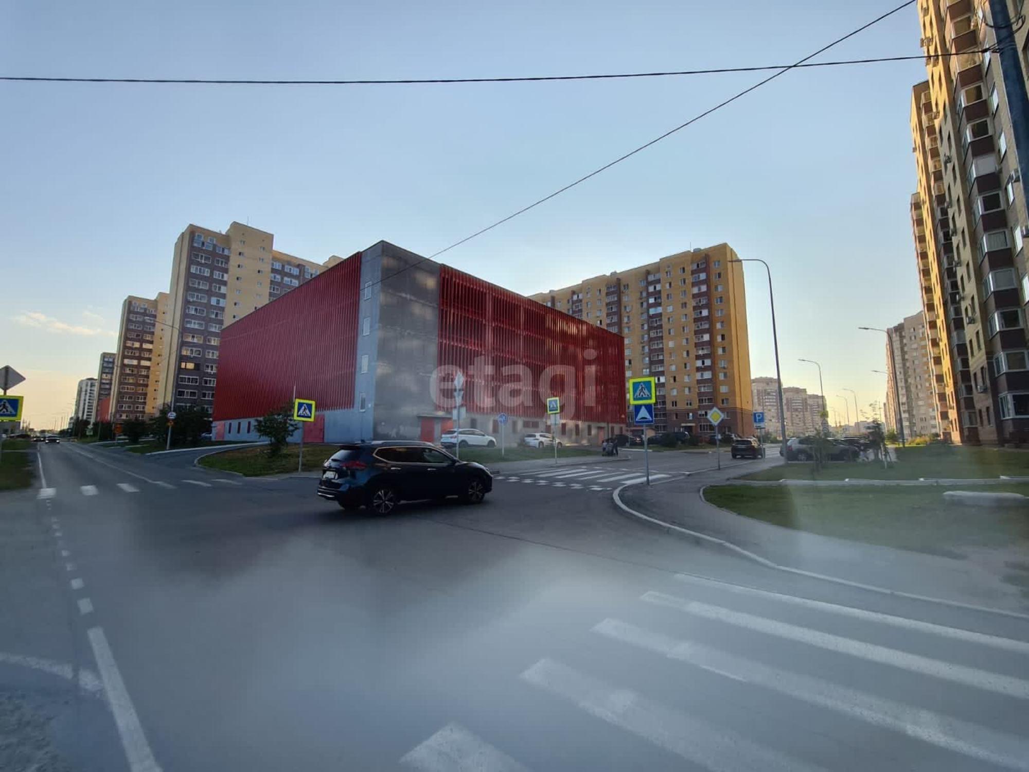 Купить торговое помещение за 8 593 000 рублей на Линейная 13