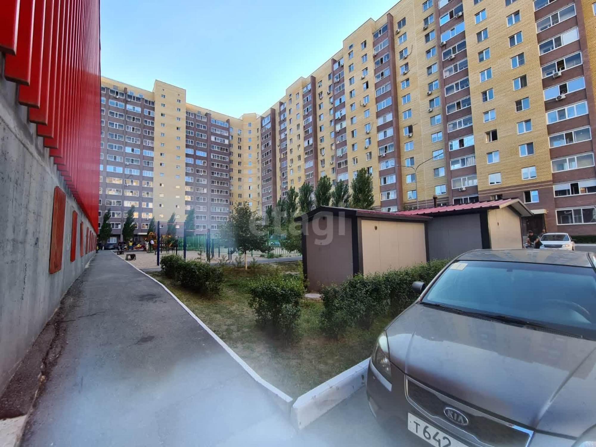 Купить торговое помещение за 9 906 000 рублей на Линейная 13