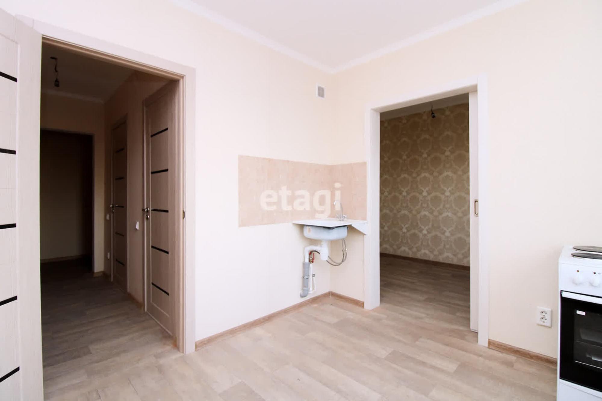 Купить квартиру за 4 500 000 рублей на Каспийская (Рабочая), 3/1