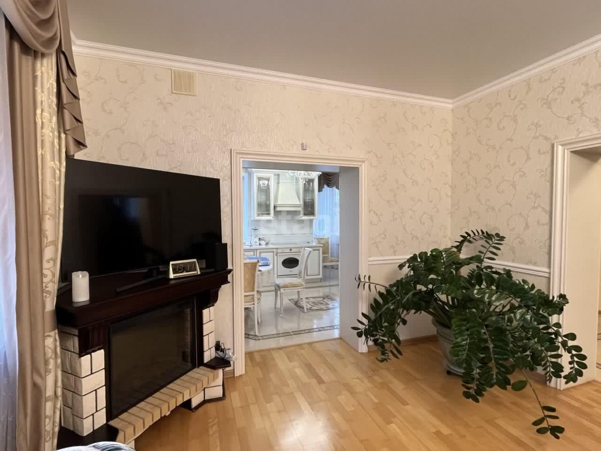 Купить дачу, дом, коттедж за 24 500 000 рублей на Первая, 3