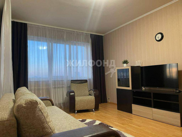 2-комн квартира Крылова улица, д.64/1