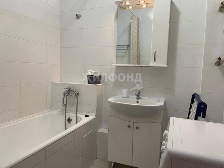 2-комн квартира Крылова улица, д.64/1
