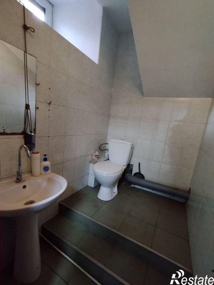 Отдельное здание Кирова пркт, 37
