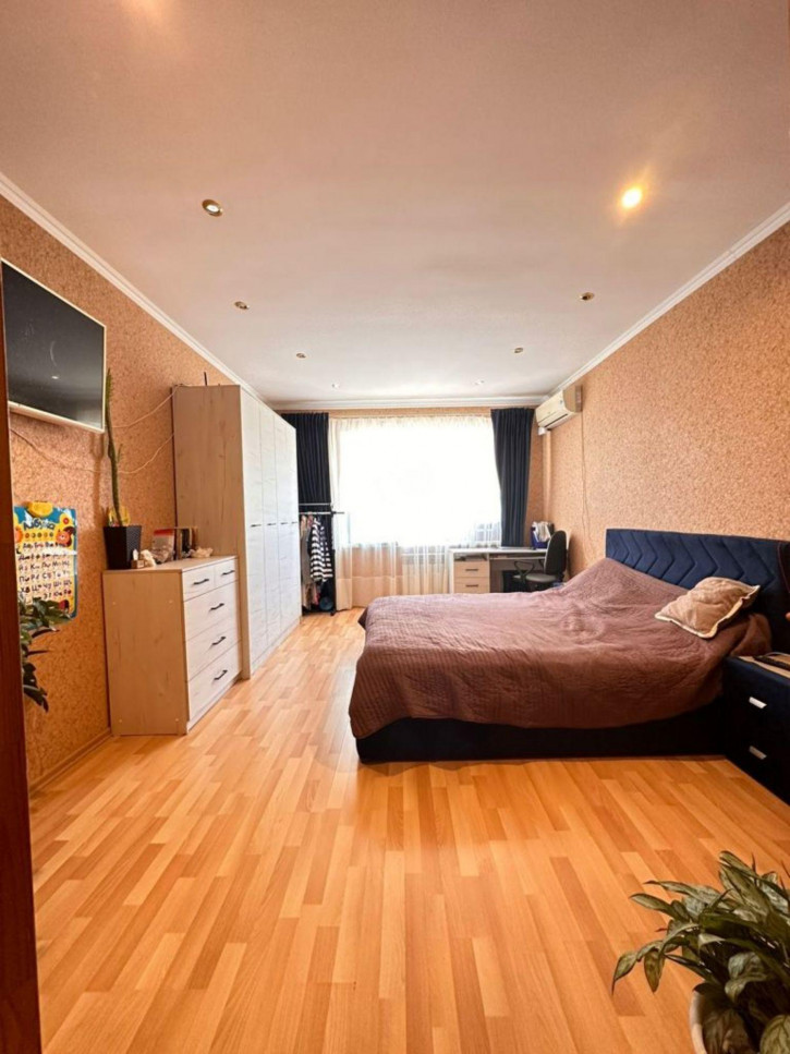 1-комн квартира 45 Параллель ул, 33