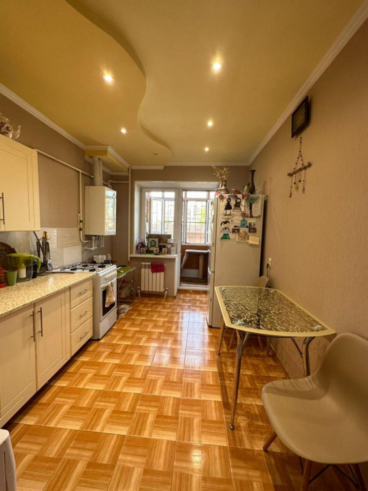 1-комн квартира 45 Параллель ул, 33