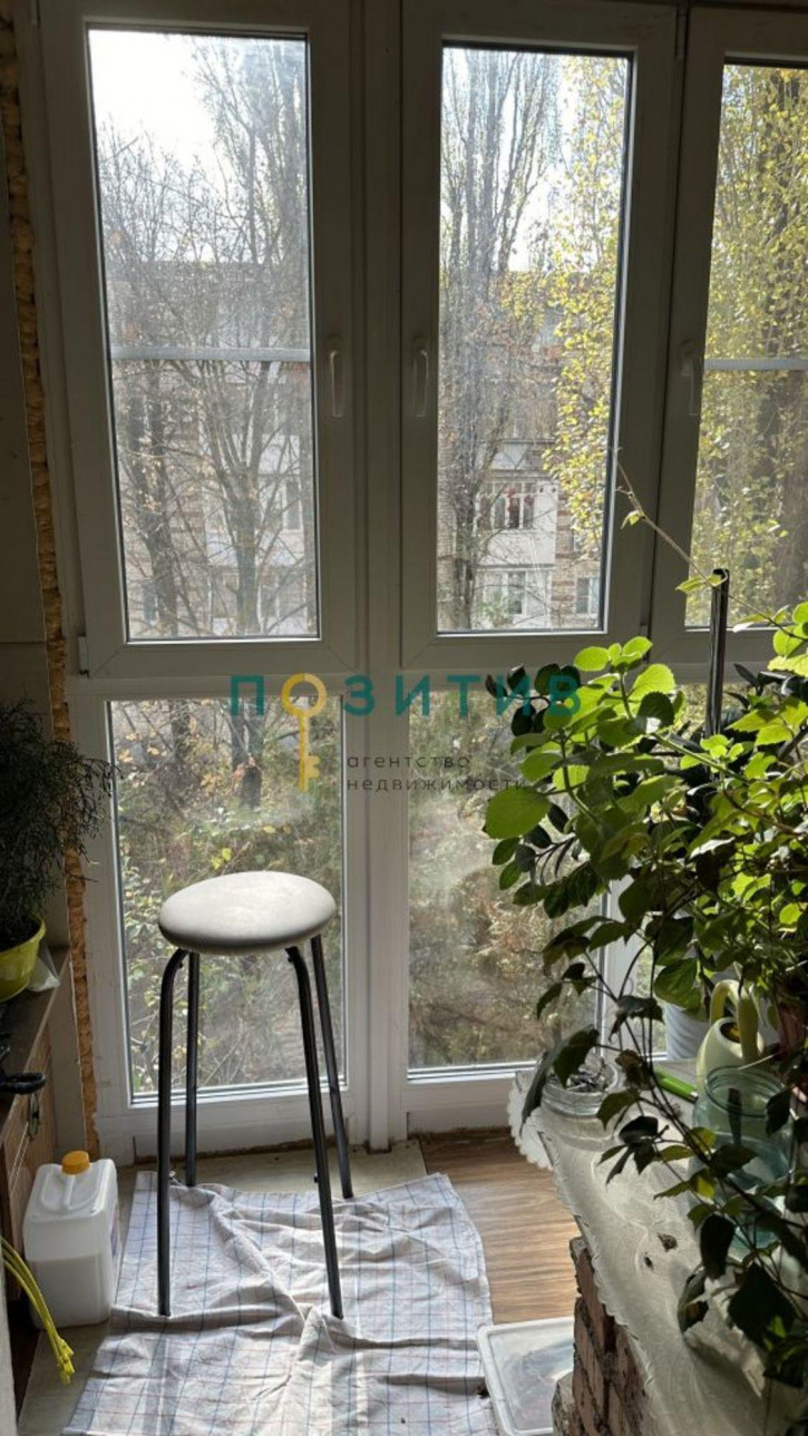 2-комн квартира 50 лет Октября ул, 43