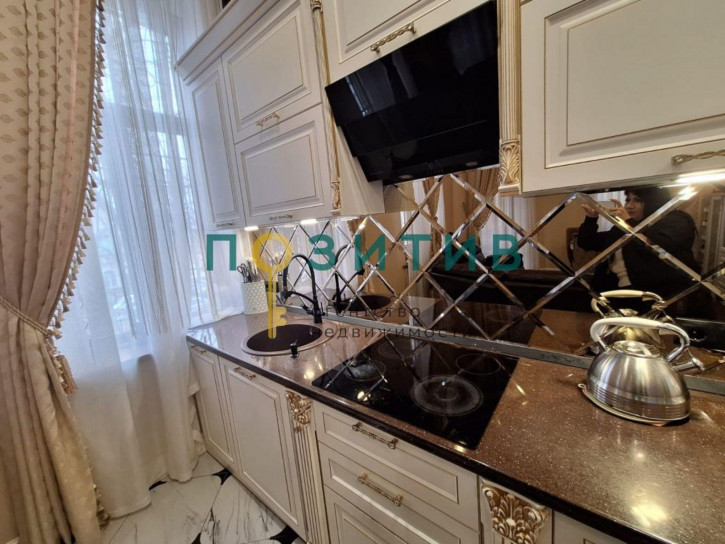 3-комн квартира Козлова ул, 22
