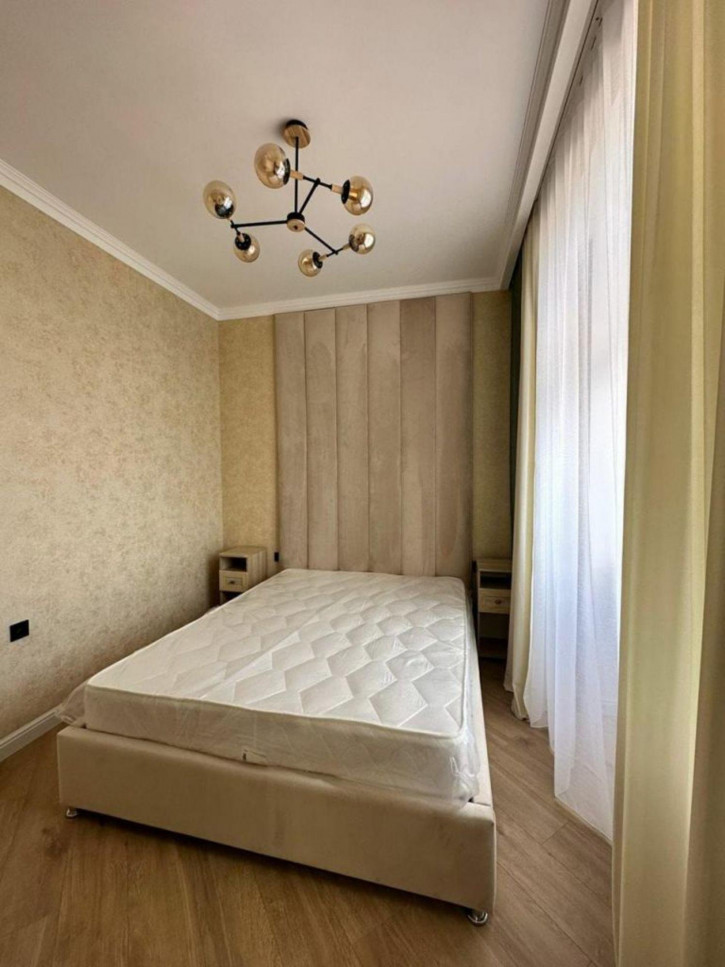 2-комн квартира Бунимовича ул, 15